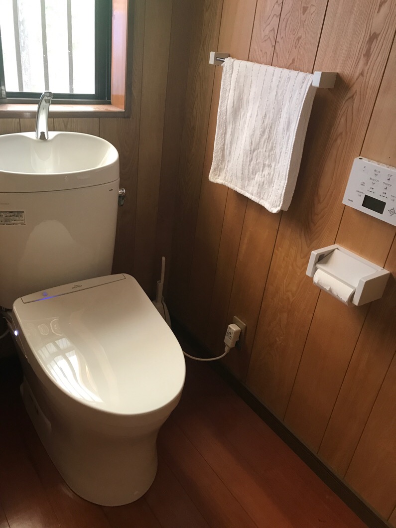 進化したトイレ、節電節水型。TOTOウォシュレットアプリコット わくわくライフのすすめ